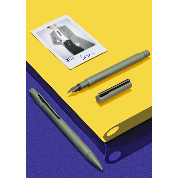 Neo Slim Olive Green 万年筆